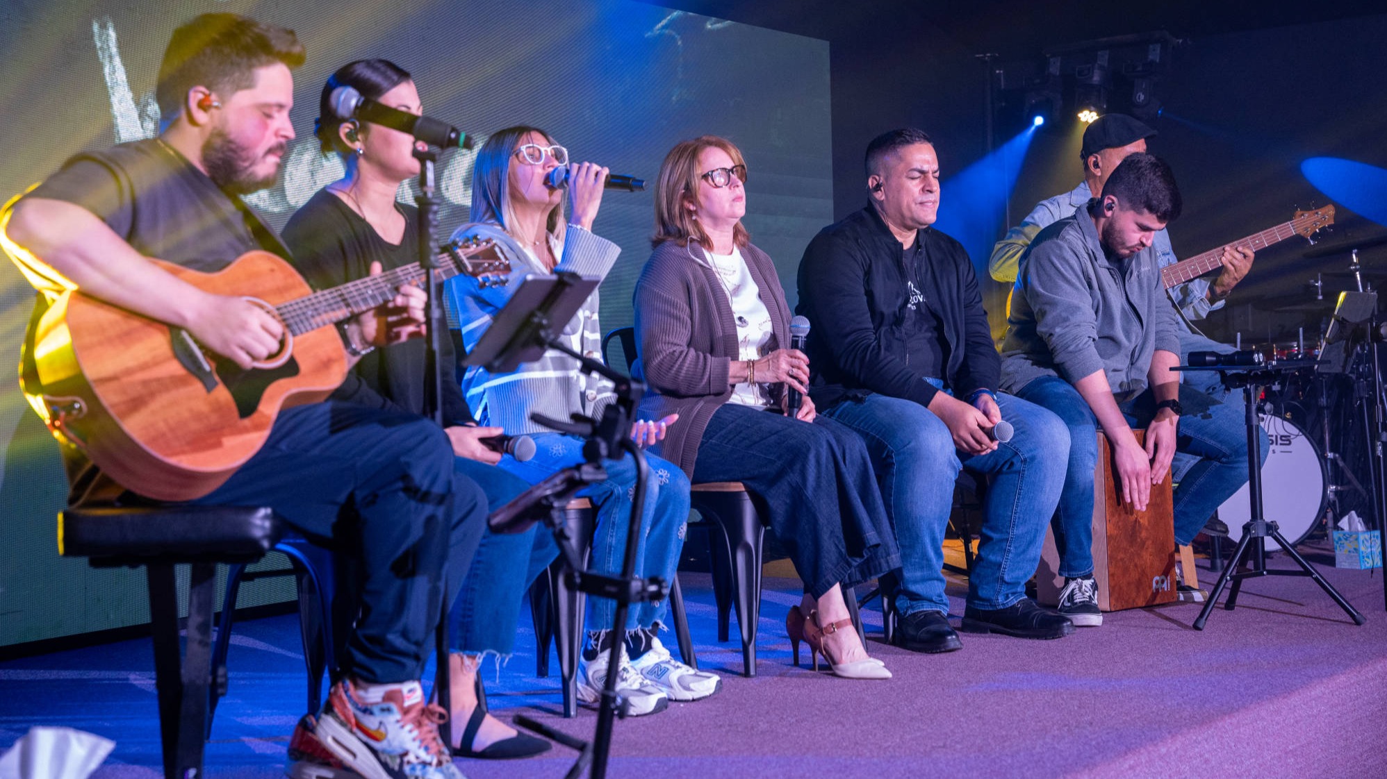 Nueva Vida Worship Acoustic Praise